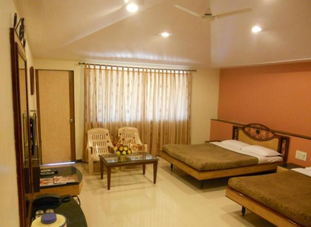 Shreyas Hotel Mahābaleshwar Екстериор снимка