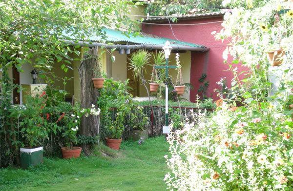 Shreyas Hotel Mahābaleshwar Екстериор снимка